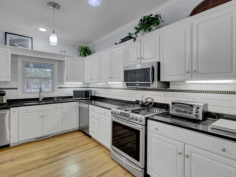 7 Yacht Harbor Ct — Photo 34