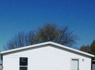 194 Pine Dr S, Mason, MI 48854