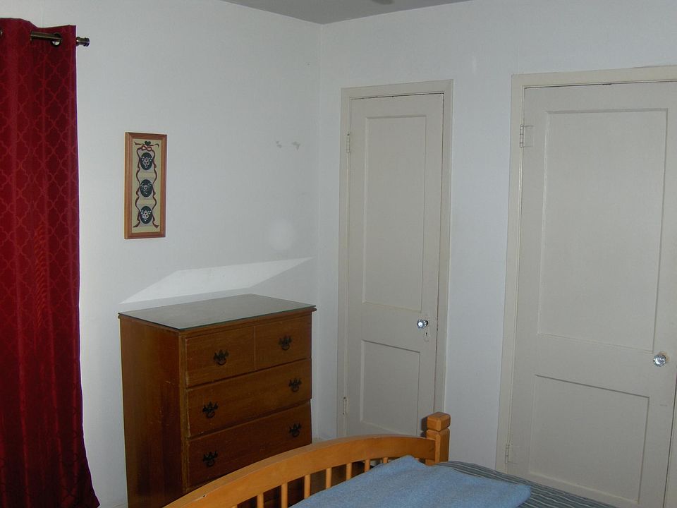 Chest of draws in bed room
