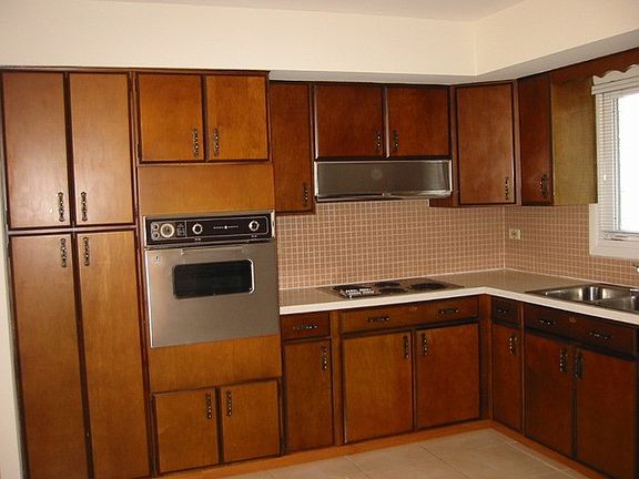 5th image of 2031 N Burke Dr