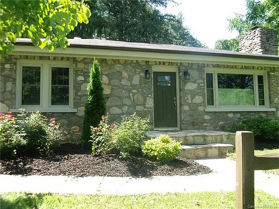 3rd image of 441 Hillside Terrace Dr