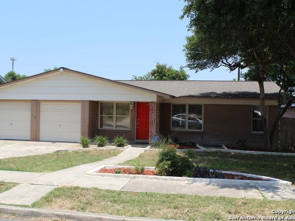 3831 Crossette Dr
