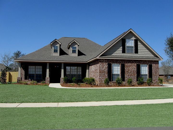 12802 MERIAL GREENSWARD PATH