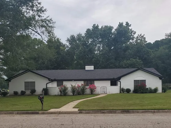 3001 E Travis St, Marshall, TX 75672