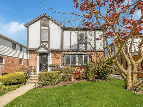 7623 168th Street, Fresh Meadows, NY 11366