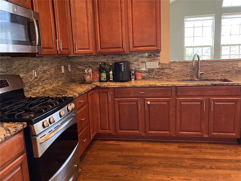 2379 Wheatland Cir — Photo 5