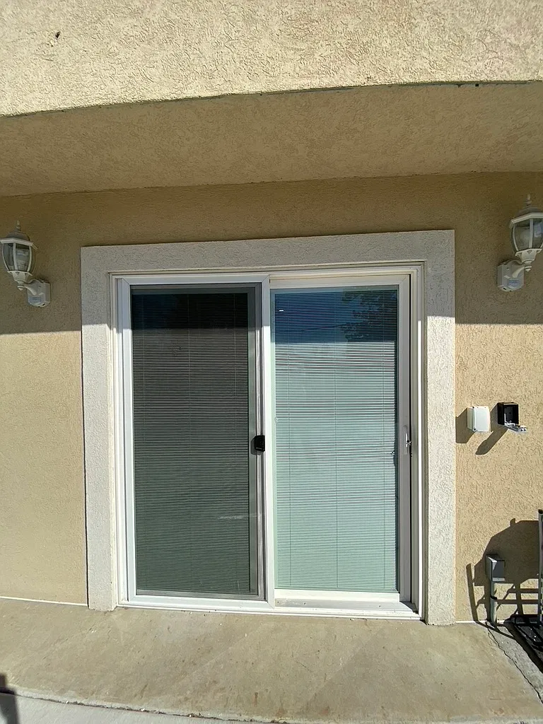 3 bed, 2150 sqft, $4,500 — Photo 2