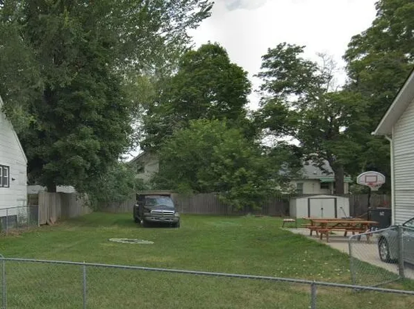 70 N Roselawn St, Pontiac, MI 48342