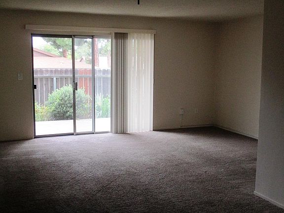 3rd image of 213 N Pennsylvania Ave APT B