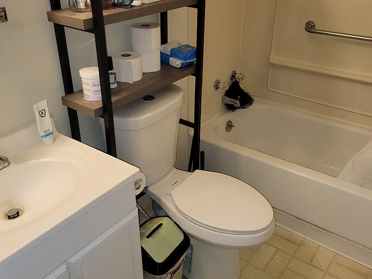 4015 Claire St — Photo 14