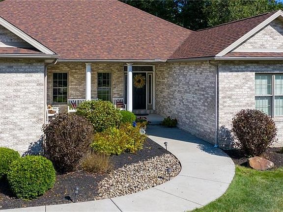 2nd image of 2037 Pierce Bluffs Dr