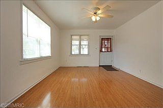 1st image of 3050 Longstreet Ave SW