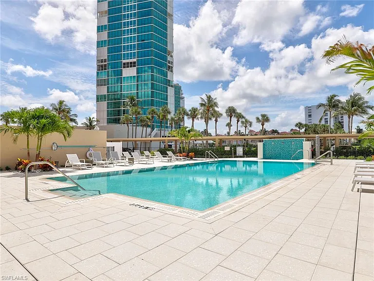 4001 Gulf Shore Blvd N #1106 — Photo 44