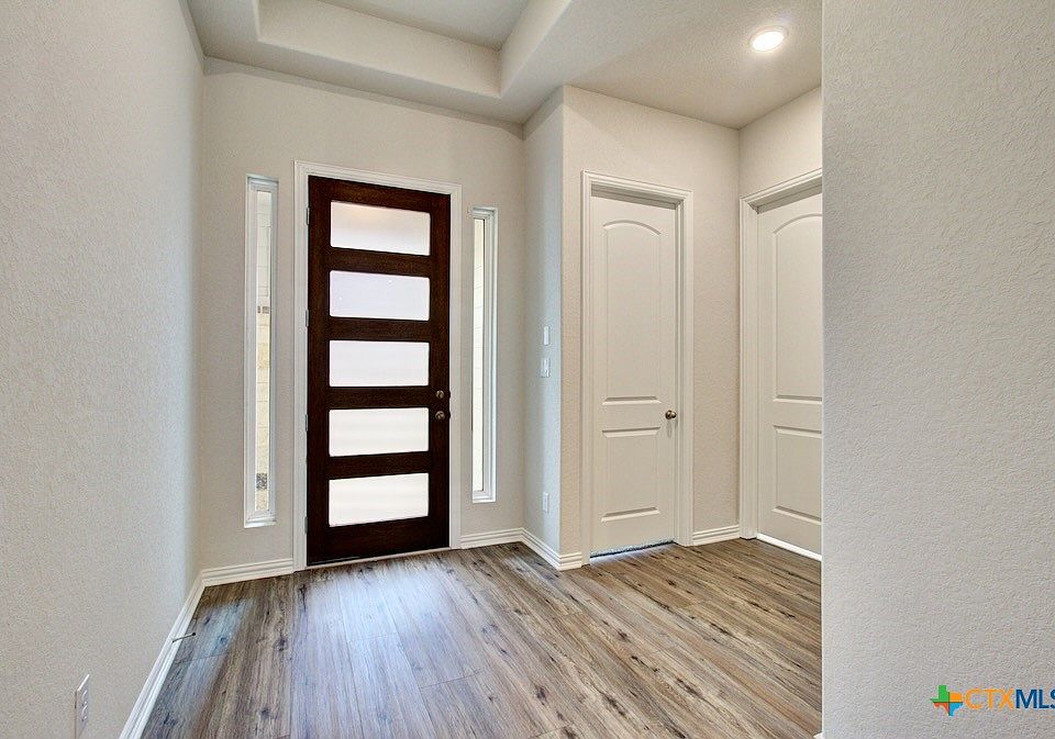 1st image of 2039 Stephanie Ave