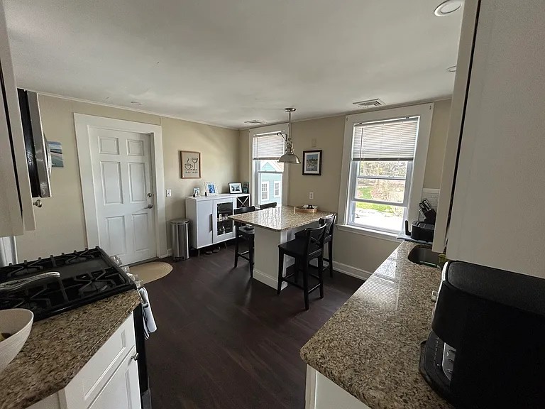 27 Shore Ave #3 — Photo 6