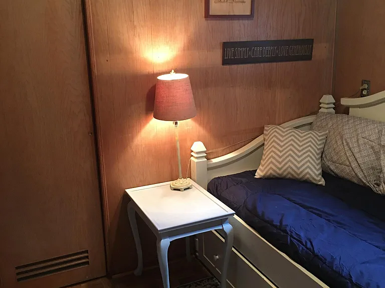 Guest or Child's Room with twin daybed and trundle underneat