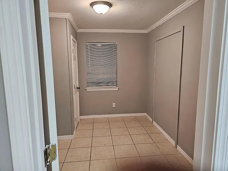 4548 Schillinger Rd S — Photo 17
