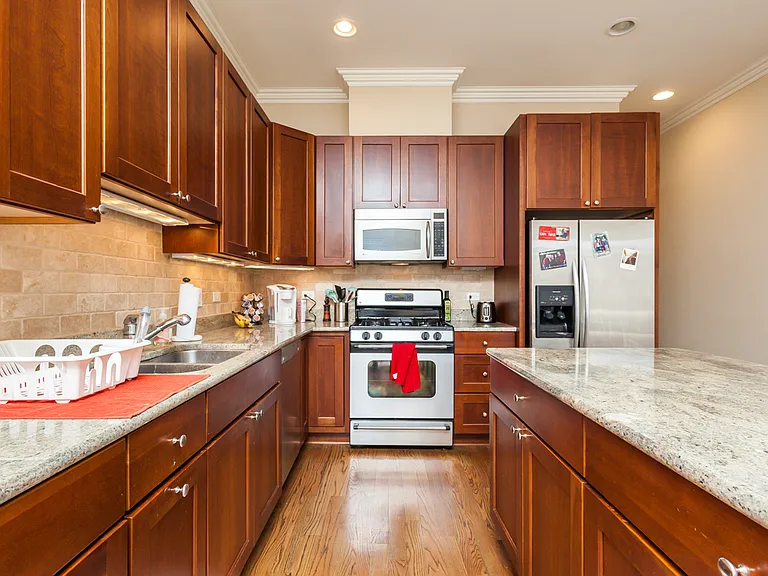 2730 N Lincoln Ave #4 — Photo 9