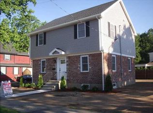 90 Spring St, Stoneham, MA 02180