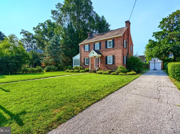 405 W Chesapeake Ave, Baltimore, MD 21204