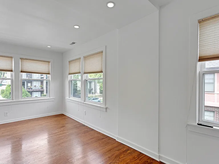 5025 Grand Ave #2 — Photo 12