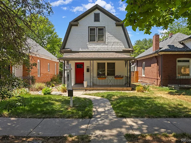 881 S Emerson St — Photo 2