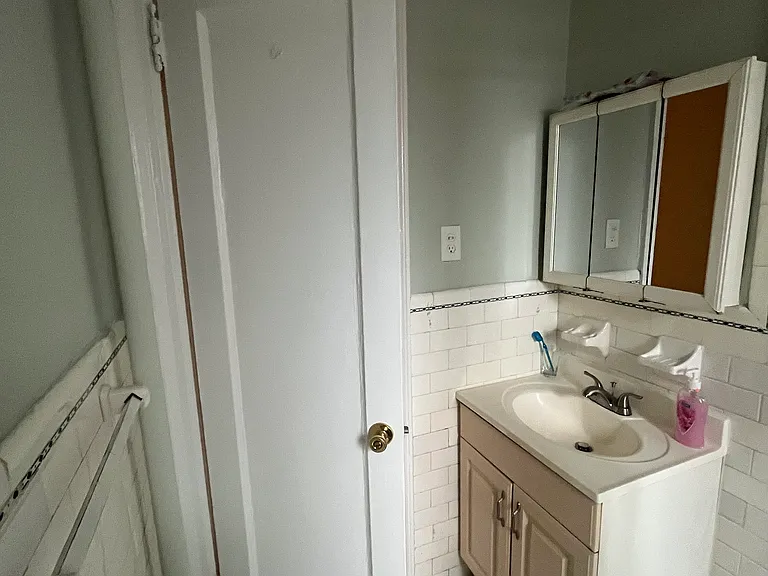 3396 Wayne Ave #D14 — Photo 4