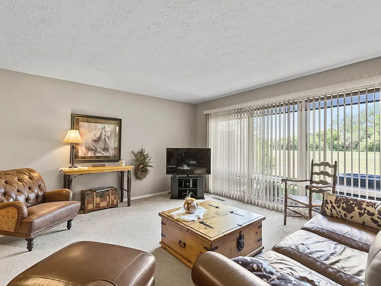 107 Gallatin Dr #B — Photo 13