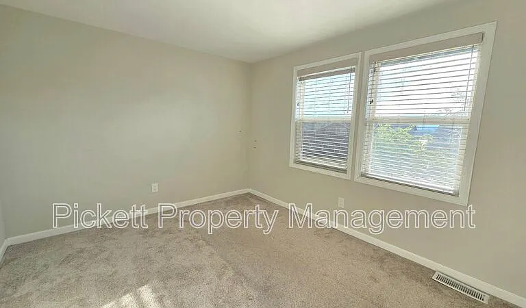 8067 Daniel Pl NW — Photo 36
