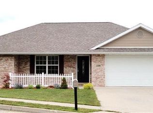1508 La Hacienda Ct, Jefferson City, MO 65101