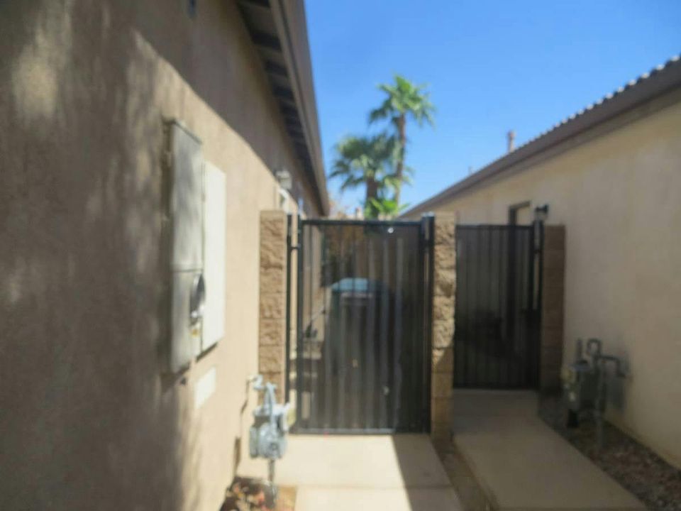 2nd image of 84300 Tramonto Way