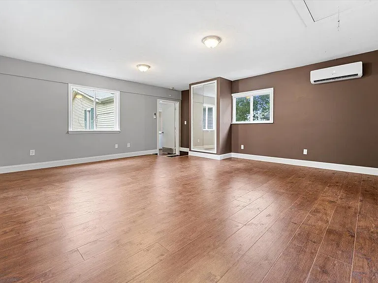 9535 Listeria St — Photo 33