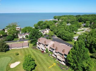 3307 N Stonehouse Dr, Port Clinton, OH 43452