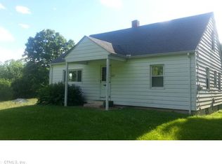 1825 Glasgo Rd, Griswold, CT 06351