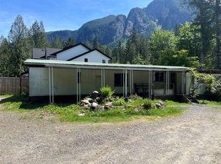 7140 N Fork Rd SE, Snoqualmie, WA 98065