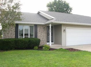 2939 Lucerne Dr #A, Janesville, WI 53545
