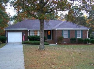 105 Bienville Dr, Fayetteville, NC 28311