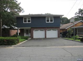 120 Miles St, Alpine, NJ 07620