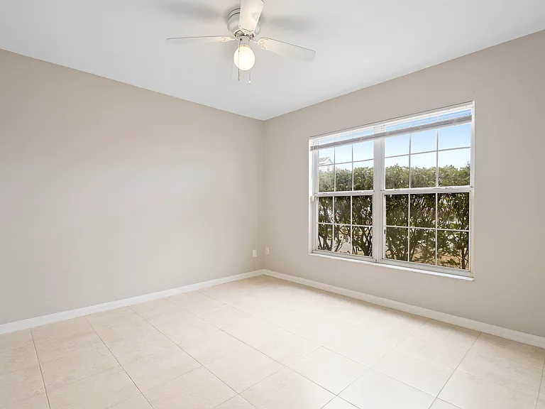 1911 Colonial Woods Blvd — Photo 26