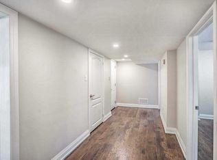 22 Linthurst Ave, Toronto, ON M3M1P2