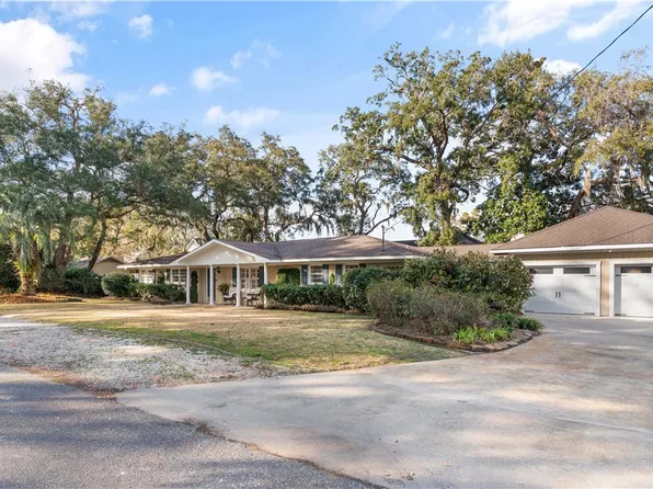 264 Menendez Ave, Saint Simons Island, GA 31522