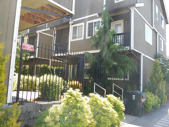2nd image of 4329 S Warner St #A
