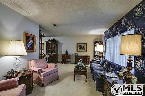 5th image of 918 Bert Dr