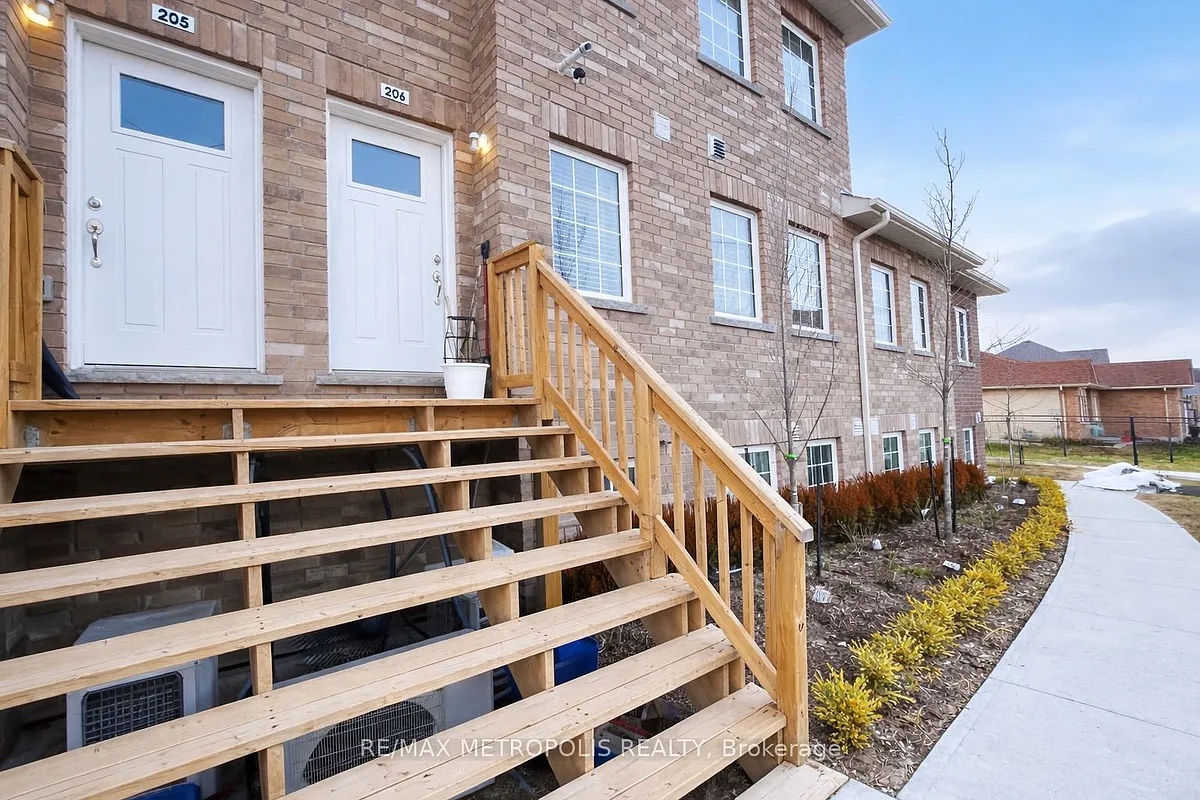 Photo 2 of 21 - 50 Maple Ave #206 - Asphodel Norwood, ON Building Photo - 50 Maple Ave #206