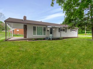 2521 3rd St NE, Canton, OH