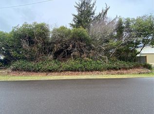 192 Kelp St NW, Ocean Shores, WA