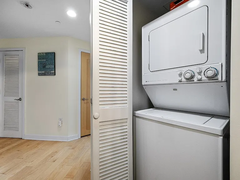 600 Harbor Blvd #870 — Photo 15