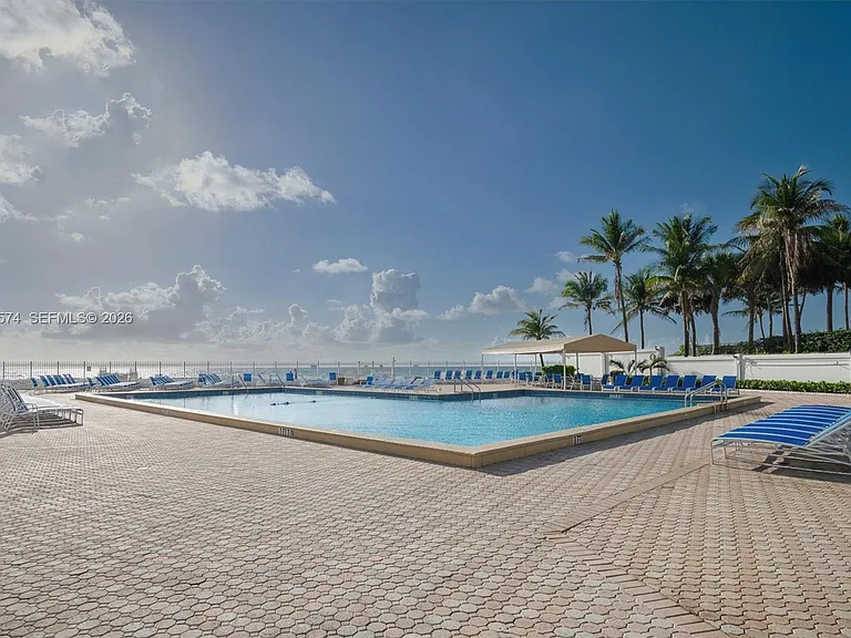 3505 S Ocean Dr #921 — Photo 10