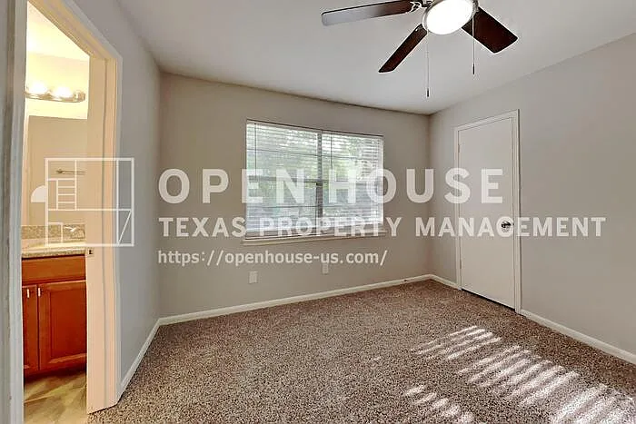 14922 Spring Lake Dr — Photo 13