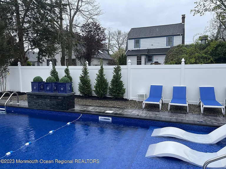 304 Atlantic Ave — Photo 17
